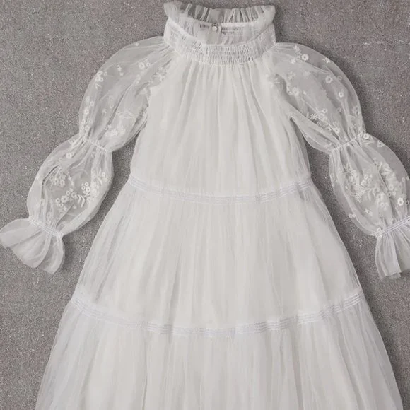 COPY - Nellystella Esther dress white size 10